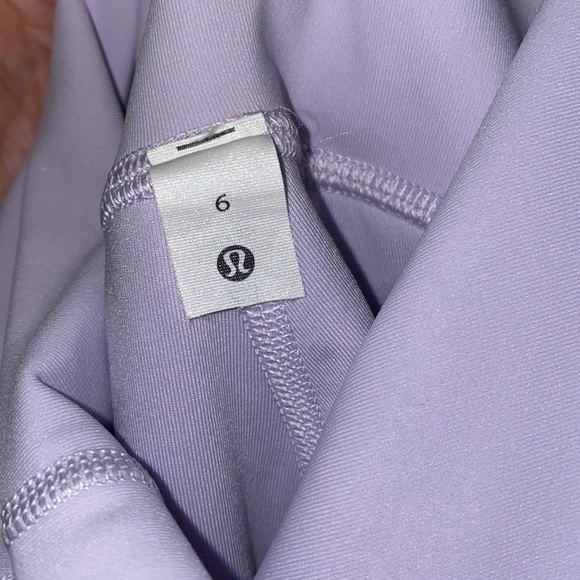 Lululemon wunder under high rise leggings 25” inseam luxtreme light purple 6 - Picture 3 of 3